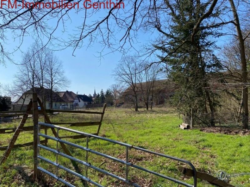 Genthin Angeboten wird eine 450 m² große denkmalgeschützte Scheune mit 2694 m² Grundstück Gewerbe kaufen