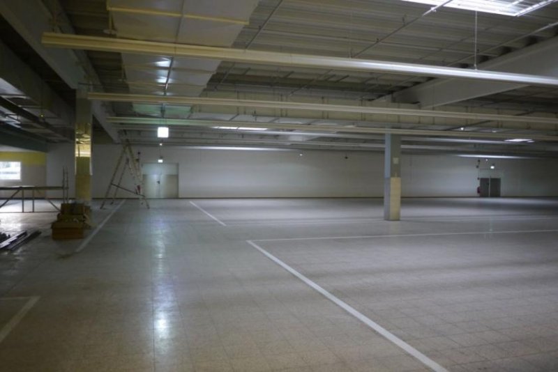 Genthin Ehemaliges Einkaufzentrum Anmietung oder Kauf auf Wunsch mit Bank-Mietgarantie Gewerbe kaufen