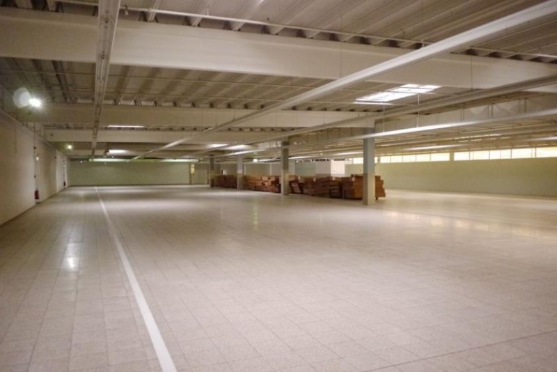 Genthin Ehemaliges Einkaufzentrum Anmietung oder Kauf auf Wunsch mit Bank-Mietgarantie Gewerbe kaufen
