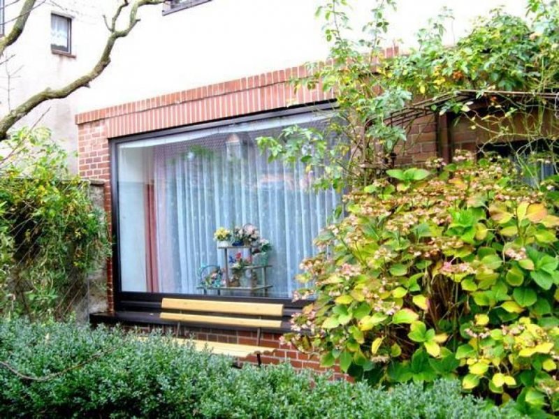 Hillersleben Einfamilienhaus freistehend, preiswert und groß! Wohnung kaufen