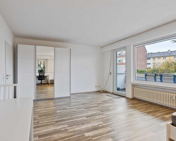 Düsseldorf Attraktives Appartement mit Balkon und Garagenstellplatz in Düsseldorf-Eller Wohnung kaufen
