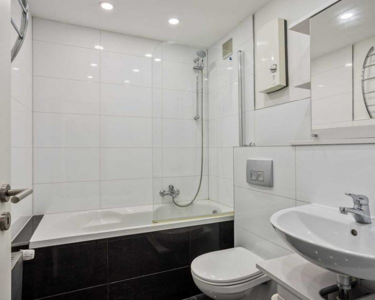 Düsseldorf Attraktives Appartement mit Balkon und Garagenstellplatz in Düsseldorf-Eller Wohnung kaufen