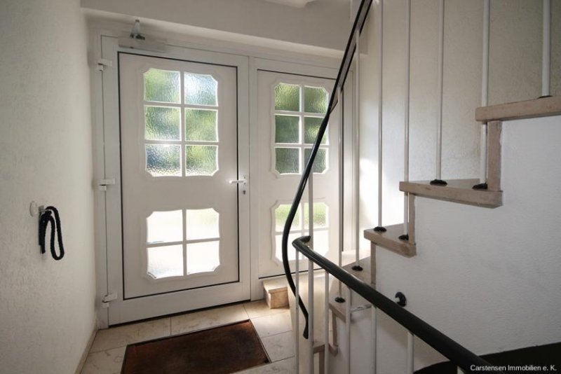 Meerbusch VERMIETETES SOLIDES 5-PARTEIENHAUS ... BALKONE ... PV-ANLAGE Haus kaufen
