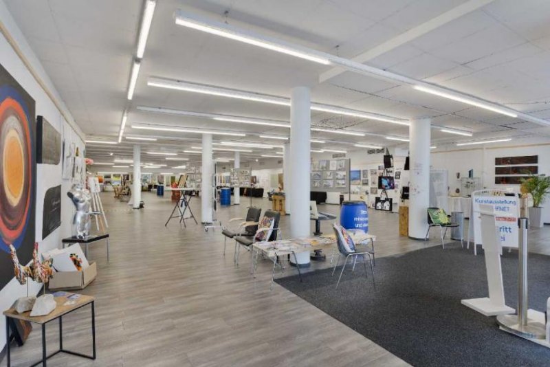 Erkrath Erkrather Fußgängerzone: Großes Ladenlokal mit Lagerfläche Gewerbe kaufen