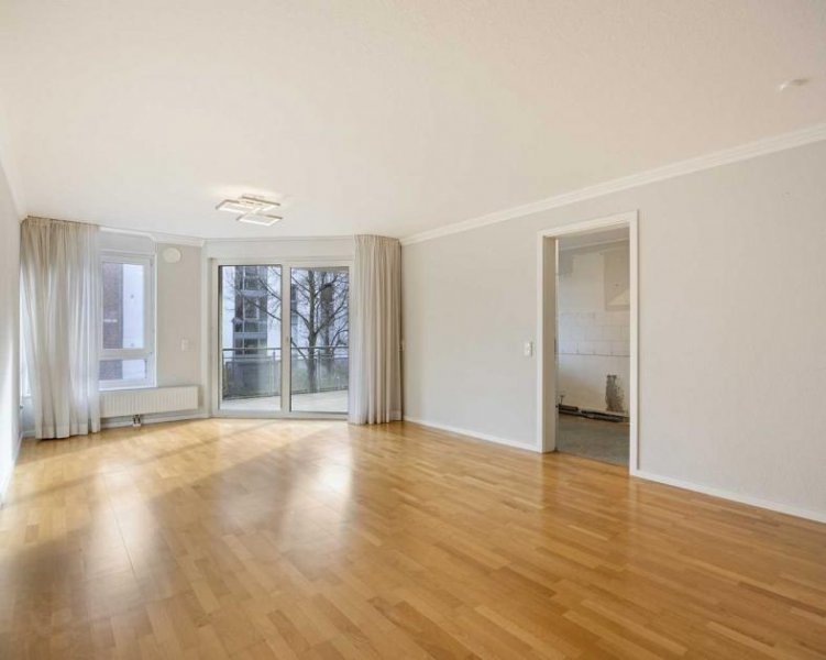 Ratingen Barrierearme und sehr moderne 3-Zimmer-Wohnung mit TG-Stellplatz in Ratingen-Mitte Wohnung kaufen