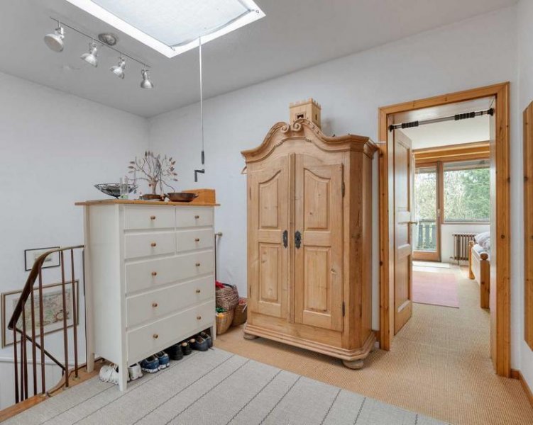 Ratingen Doppelhaushälfte mit Garten, Garage und Einliegeroption in Ratingen-Süd Haus kaufen