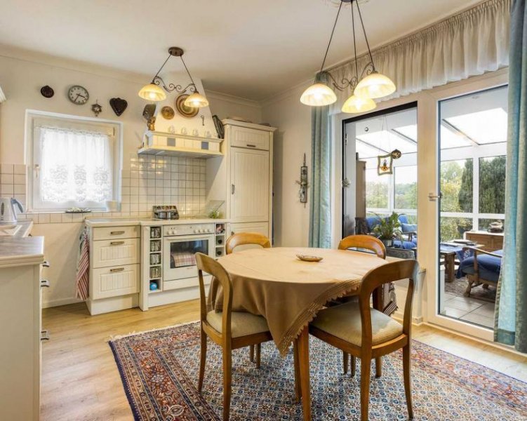 Ratingen Großzügiges Mehrfamilienhaus auf großem Grundstück in zentraler Lage Ratingen-Mitte Haus kaufen