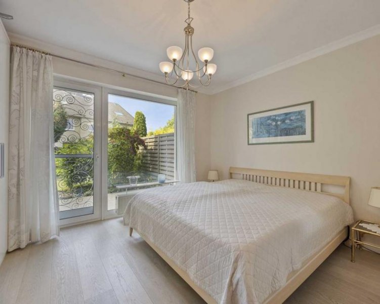 Ratingen Seltenheit: 3-Zimmer-Gartenwohnung mit zwei Bädern und Garage in Ratingen-Mitte Wohnung kaufen