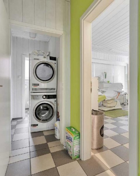 Ratingen Teilvermietetes Ladenlokal mit zwei Einheiten und Stellplatz in Ratingen Gewerbe kaufen