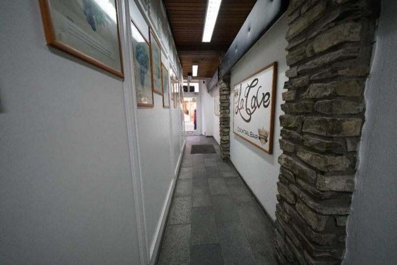 Ratingen Voll vermietetes Wohn- und Geschäftshausensemble in bester Lage Gewerbe kaufen