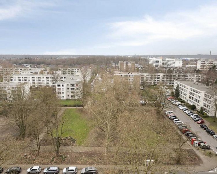 Ratingen 3-Zimmer-Eigentumswohnung mit Loggia inkl. Weitblick und Stellplatz in Ratingen-West Wohnung kaufen