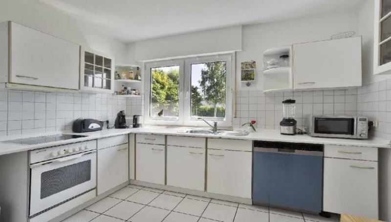 Ratingen Bezugsfreies 1-2 Familienhaus und Bungalow auf 2.412m² Traumgrundstück in Ratingen Haus kaufen