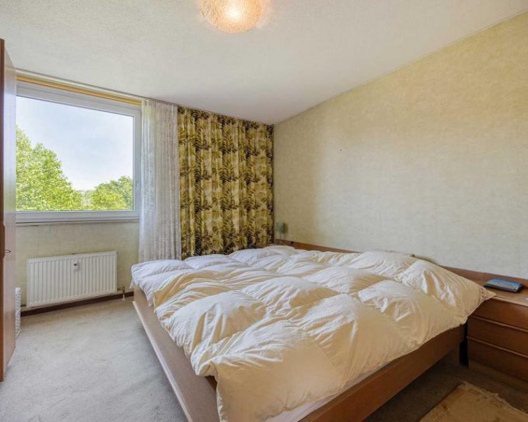 Ratingen Großzügige 3-Zimmer-Wohnung mit zwei Loggien, Garagenstellplatz und Aufzug Wohnung kaufen