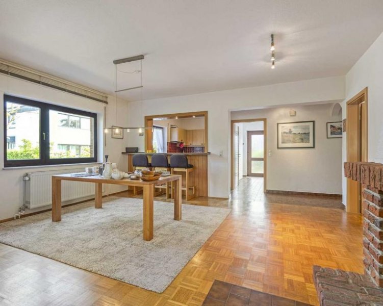 Ratingen Großzügiger Bungalow mit sonnigem Garten im Ratinger Grachtenviertel Haus kaufen