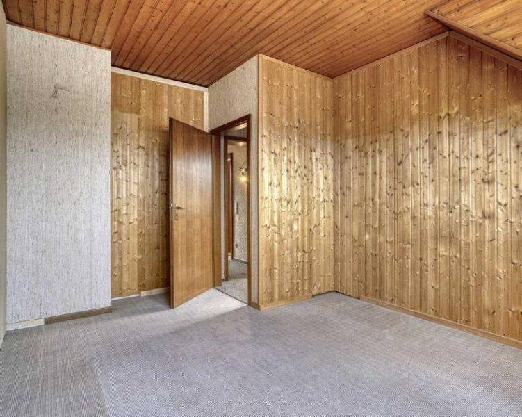 Ratingen Attraktive Doppelhaushälfte mit Garage und Gartenidylle in Ratingen-Homberg Haus kaufen