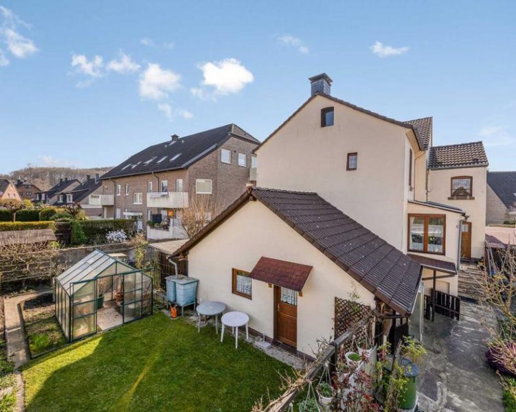 Ratingen Freistehendes Ein-/Zweifamilienhaus in Ratingen-Ost Haus kaufen