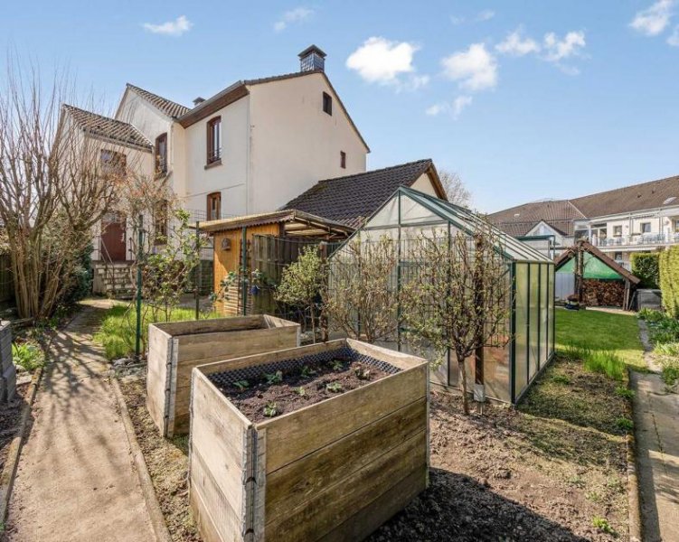Ratingen Freistehendes Ein-/Zweifamilienhaus in Ratingen-Ost Haus kaufen