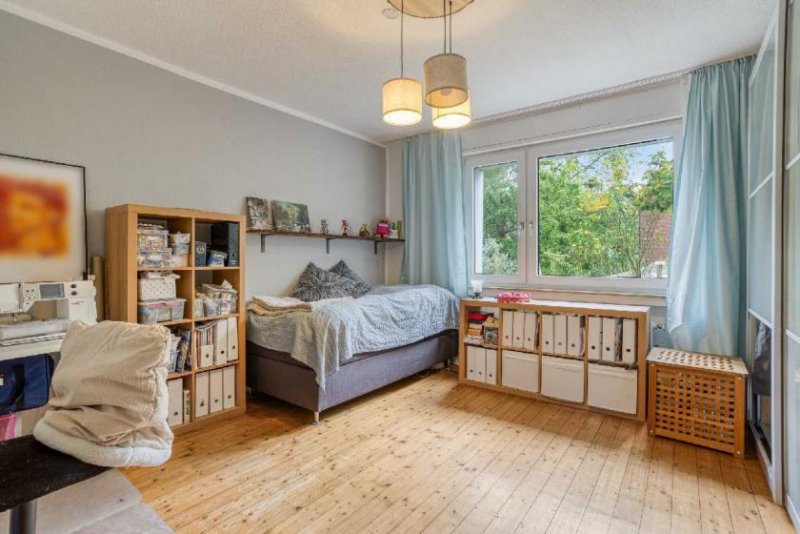 Ratingen Zwei-/Dreifamilienhaus mit idyllischem Garten in Ratingen-Ost Haus kaufen