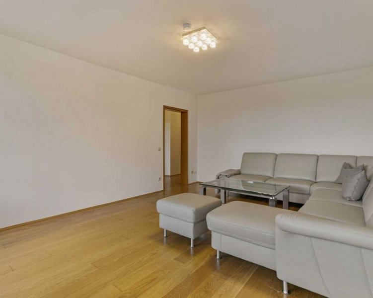 Ratingen Renovierte und barrierearme 2-Zimmer-Wohnung mit Loggia in Lintorf Wohnung kaufen