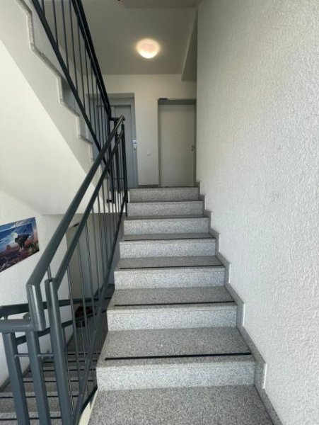 Mönchengladbach Attraktives Immobilienpaket: 3 Mehrfamilienhäuser mit 36 Wohneinheiten & Gewerbeeinheit zu verkaufen Gewerbe kaufen