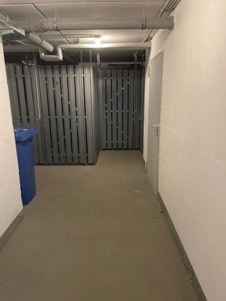 Mönchengladbach Attraktives Immobilienpaket: 3 Mehrfamilienhäuser mit 36 Wohneinheiten & Gewerbeeinheit zu verkaufen Gewerbe kaufen