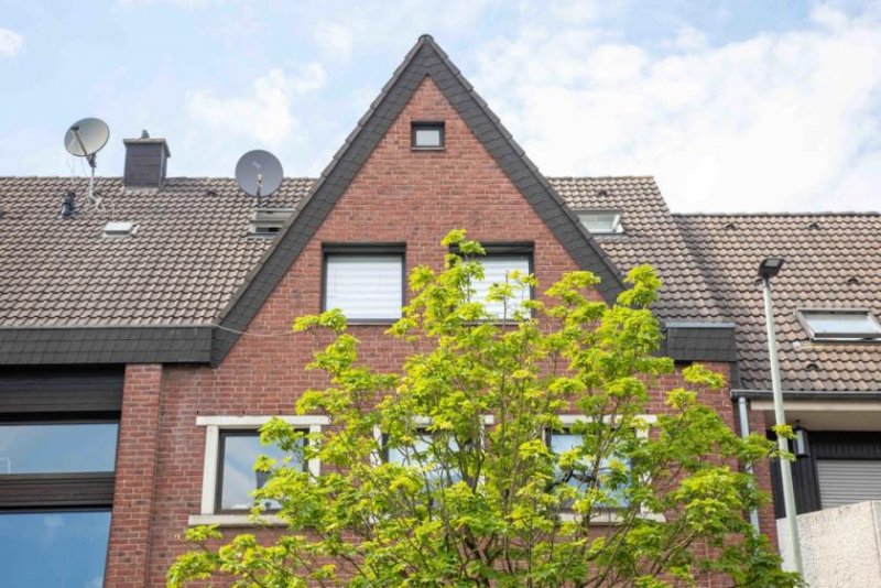 Mönchengladbach Großzügiges Wohnen über den Dächern vom Mönchengladbacher Stadtzentrum Wohnung kaufen