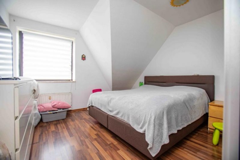 Mönchengladbach Großzügiges Wohnen über den Dächern vom Mönchengladbacher Stadtzentrum Wohnung kaufen