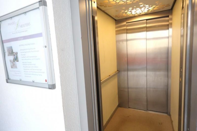 Mönchengladbach Renditestark & Solide: Attraktives Anlageobjekt aus dem Jahr 1989! Gewerbe kaufen