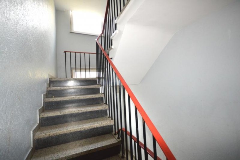 Mönchengladbach Selbstläufer - 9 Familienhaus in frequentierter, zentraler Lage! Gewerbe kaufen