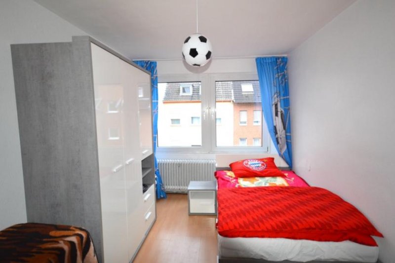 Mönchengladbach Selbstläufer - 9 Familienhaus in frequentierter, zentraler Lage! Gewerbe kaufen