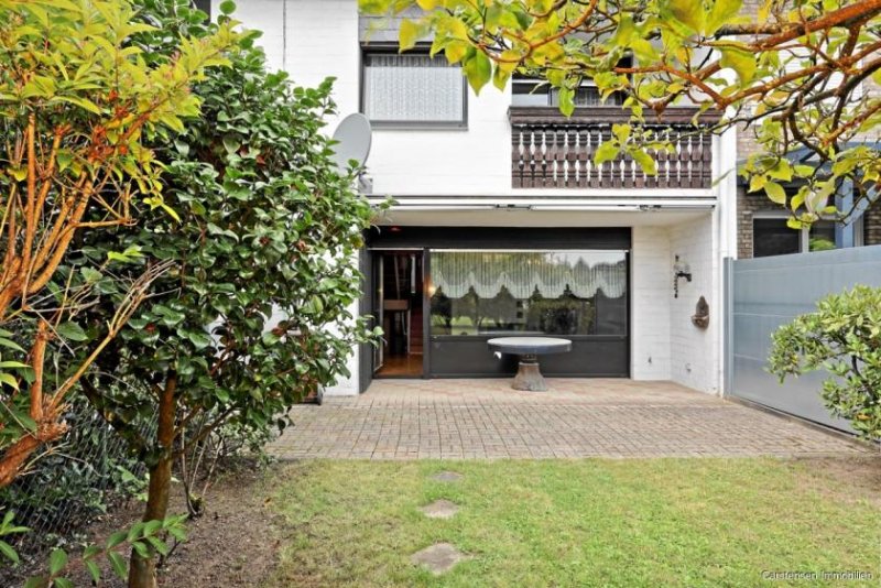 Mönchengladbach VON GRUND AUF SOLIDE ... SPLITLEVEL-HAUS MIT KAMIN U. GARAGE ... MEHR PLATZ FÜR IHRE IDEEN Haus kaufen