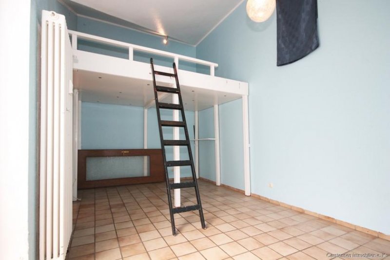 Mönchengladbach 6 % Rendite – mit Hebel auf 7 %: Kernsaniertes Dreifamilienhaus in MG-Holt Haus kaufen