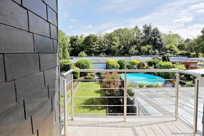Mönchengladbach REIHENMITTELHAUS MIT CHARAKTER … DREI EBENEN VOLLER MÖGLICHKEITEN … SOFORT BEZUGSFERTIG Haus kaufen