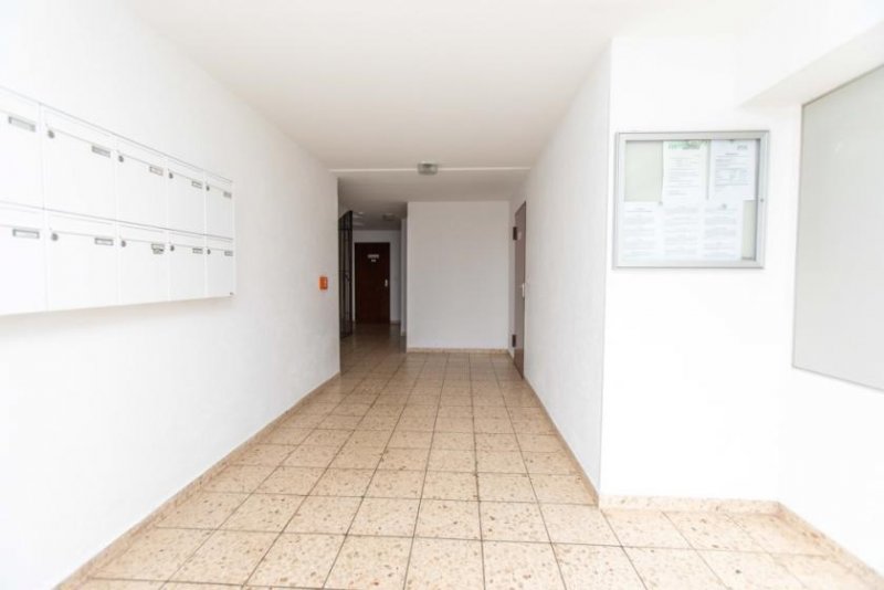 Mönchengladbach Kapitalanlage oder Zuhause: Attraktive 2-Zimmer-Wohnung mit Loggia in top gepflegter Wohnresidenz Wohnung kaufen