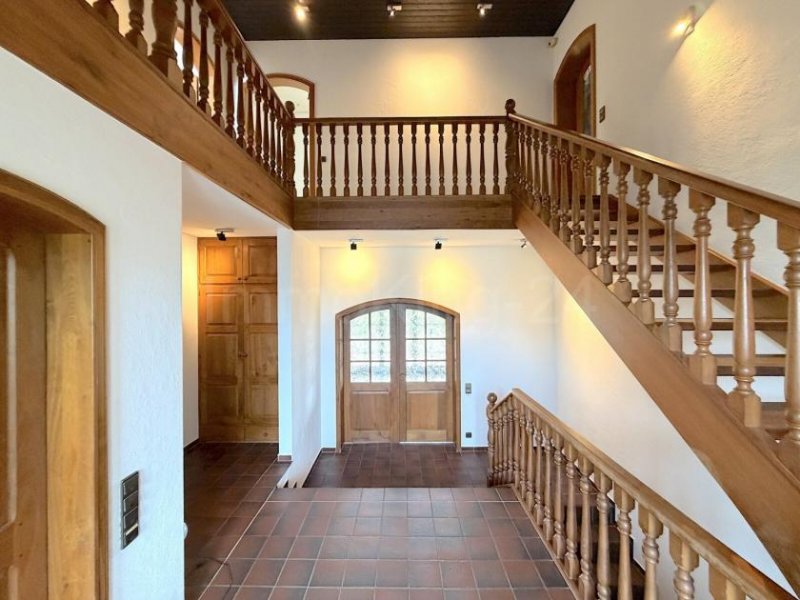 Nettetal +++ REPRÄSENTATIVES FAMILIENANWESEN MIT EINLIEGERWOHNUNG UND PANORAMABLICK +++ Haus kaufen