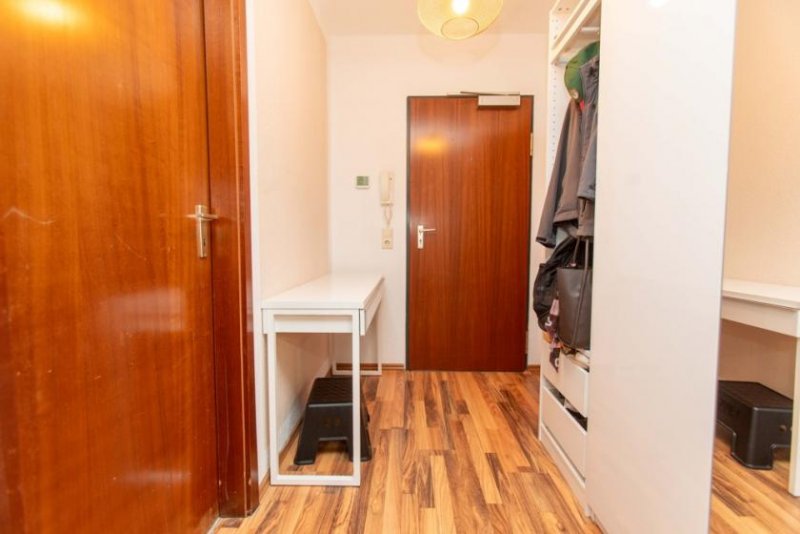 Neuss Attraktive Kapitalanlage mit TG-Stellplatz -
Seit 2017 vermietet - zuverlässige Mieter bleiben! Wohnung kaufen