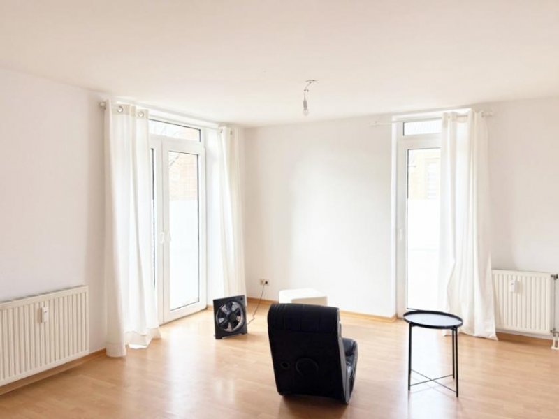 Neuss ++ Ideal für Anleger & Starter ++ 2-Zi-Wohnung mit Balkon in einer der beliebtesten Lagen von Neuss. Wohnung kaufen