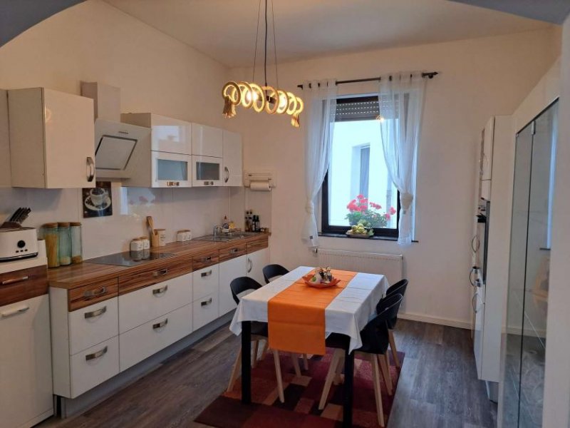 Viersen Modernes Reiheneinfamilienhaus in zentraler Lage von Viersen – ideal für die Großfamilie Haus kaufen