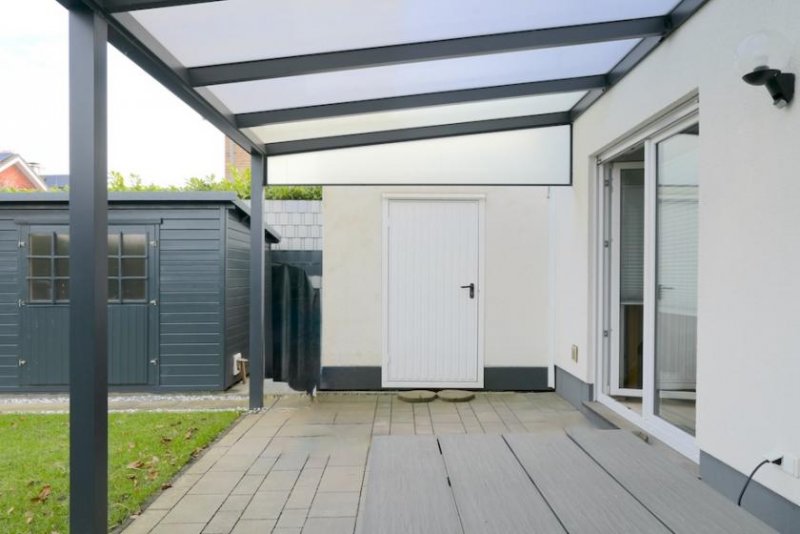 Wülfrath Hundertwassersiedlung am Flehenberg - Junge Doppelhaushälfte mit Fußbodenheizung, Wärmepumpe und PV-Anlage Haus kaufen