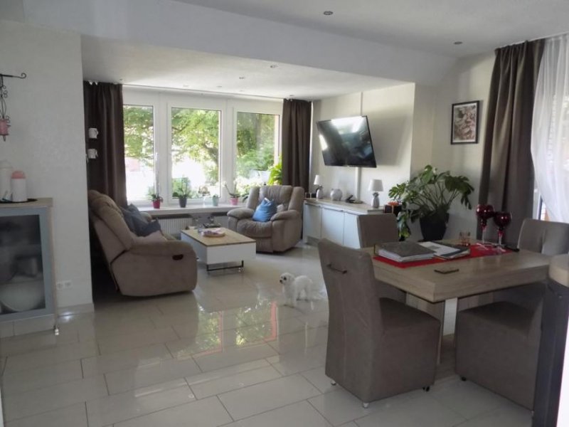 Wülfrath *IM BIETERVERFAHREN*
#BESTENS SANIERTES ZWEIFAMILIENHAUS MIT ELW# Haus kaufen