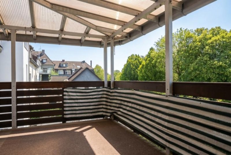Wülfrath Mehrfamilienhaus mit schönem Garten in Wülfrath-Zentrum: Kombination Eigennutzung/Kapitalanlage Haus kaufen