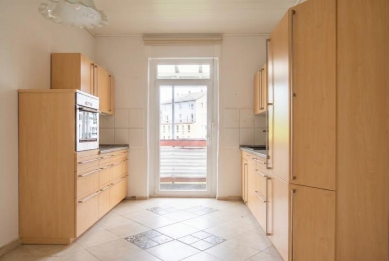 Wülfrath Mehrfamilienhaus mit schönem Garten in Wülfrath-Zentrum: Kombination Eigennutzung/Kapitalanlage Haus kaufen