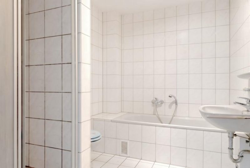 Wülfrath Toplage in Wülfrath-Süd: 3 Zimmer Terrassenwohnung mit Minigarten und Stellplatz! Wohnung kaufen