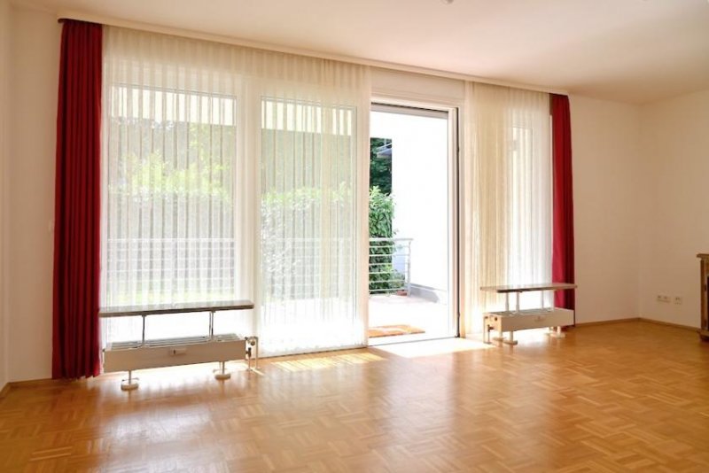 Velbert Barrierefreie 2 Zimmer: großer Balkon, Einbauküche, Tiefgarage - vermietet Wohnung kaufen