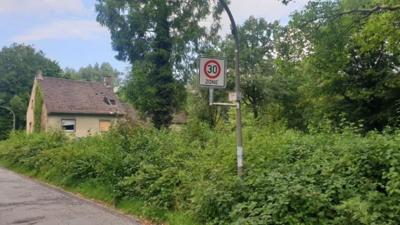 Dortmund 1350 qm Entwicklungsgrundstück mit 2 abrissreifen Häusern Grundstück kaufen