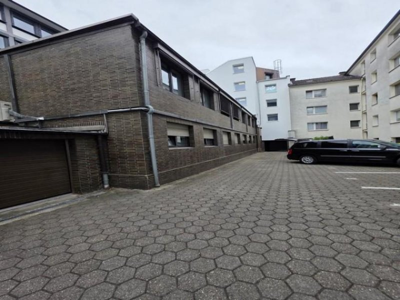 Essen Bürohaus mit mehreren Mieteinheiten – Kapitalanlage in guter Lage Gewerbe kaufen