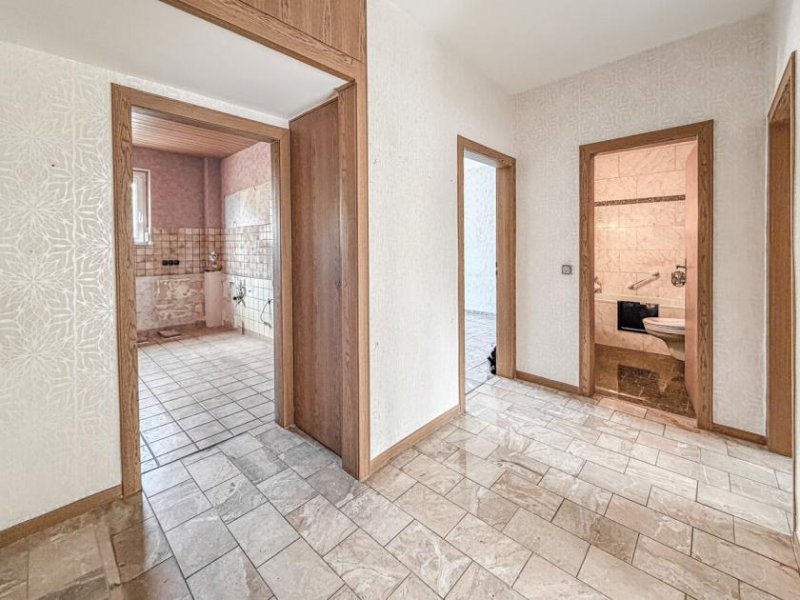 Essen Kein Neubau. Kein Standard. Dafür ein Zuhause mit Balkon und Garage. Wohnung kaufen