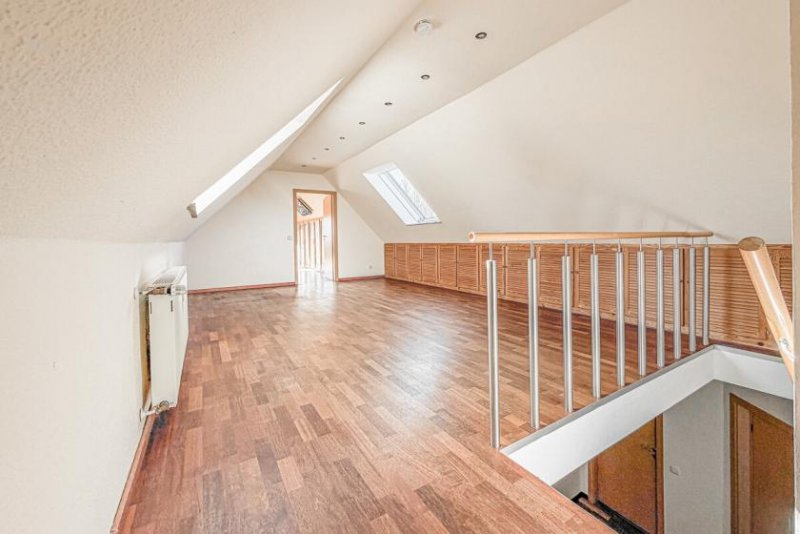 Essen Charmante Maisonette-Eigentumswohnung in Dachgeschoss mit Balkon Wohnung kaufen