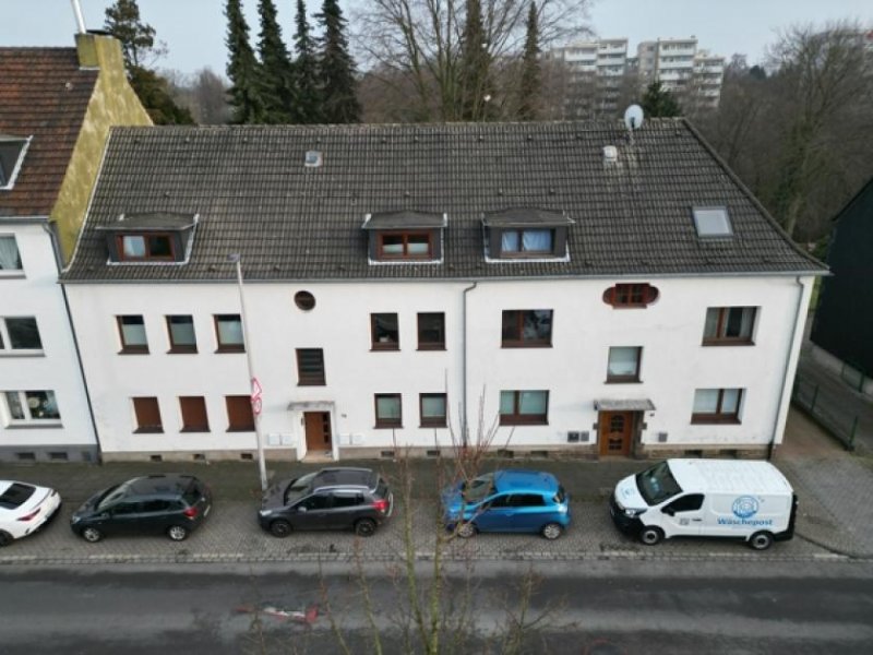 Mülheim an der Ruhr Kapitalanlage in Mülheim -Zwei sanierte Mehrfamilienhäuser mit 7 Wohneinheiten/
2 Garagen 2 Carports Haus kaufen