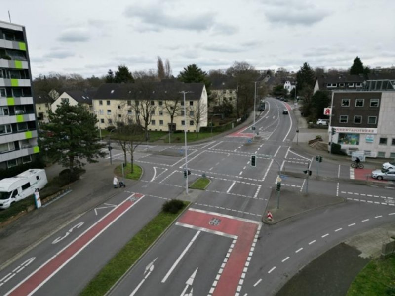 Mülheim an der Ruhr Traditionsreiche freie Tankstelle in Mülheim an der Ruhr zu verkaufen
Seit über drei Jahrzehnten in verlässlicher Hand und